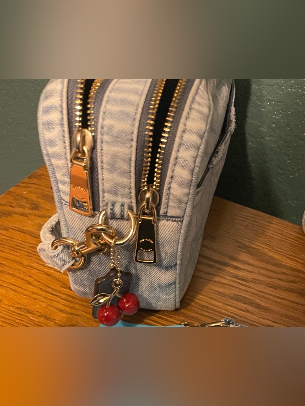 Coach loved  denim mini Carey crossbody/shoulder - Picture 5 of 6